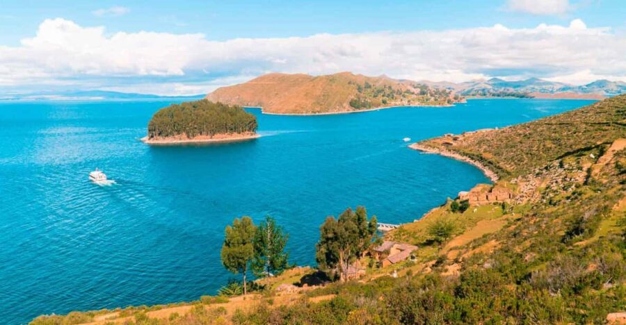 5d: Puno, Copacabana, Island of the Sun, La Paz, Salar De Uyuni
