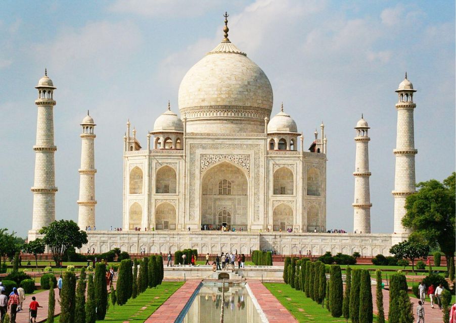 Agra: Skip the Line Ticket to Taj Mahal With Guided Tour