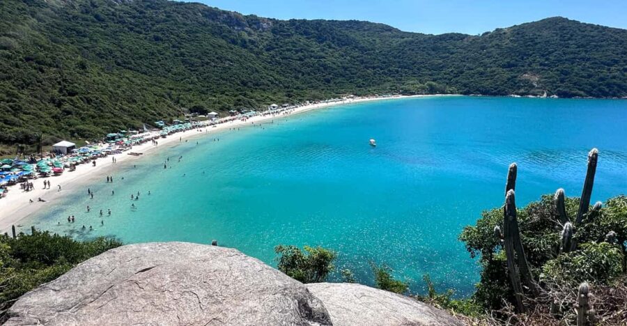 Arraial Do Cabo: Day Trip With Boat Ride & Private Transport
